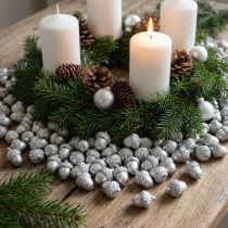 tételeket Dekoratív makk ezüst, adventi dekoráció, természetes őszi gyümölcsök, vidéki ház Ø1,5 – 2,5cm H1,5 – 3cm 300g
