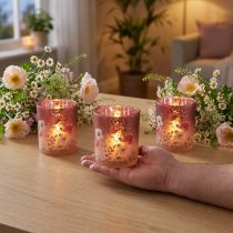 tételeket Elegáns virágmotívumokkal díszített gyertyatartó hangulatos szobadíszítéshez, 8 cm, 4 darab.