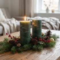 tételeket 2 db-os oszlopgyertya-készlet, sötétzöld, 85x200 mm – Elegáns, tartós díszgyertyák hangulatos hangulatért