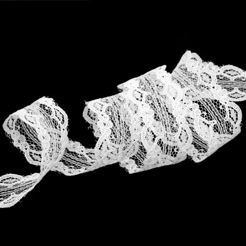 Floristik24 Csipke szalag csipkés széllel fehér 25mm 20m