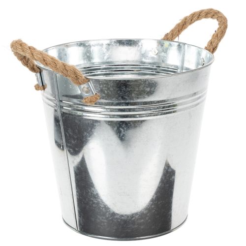 Fényes fém vödör