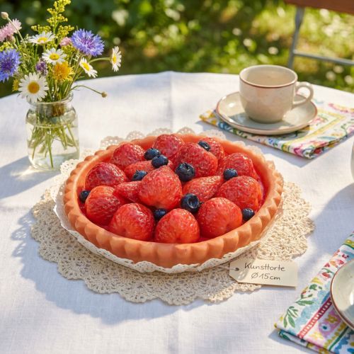 Ételbábu dekoratív epertorta péksüteményekhez, műtorta Ø15cm | Floristik24.hu