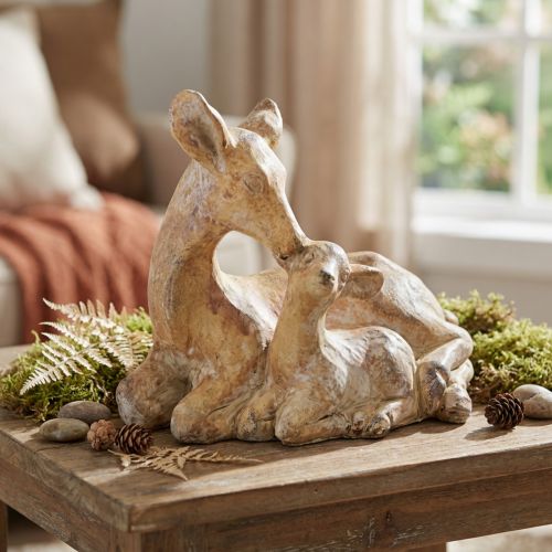Dekoratív szarvasfigura őzbarna öntött kővel, barna fehér 20×11×17cm | Floristik24.hu