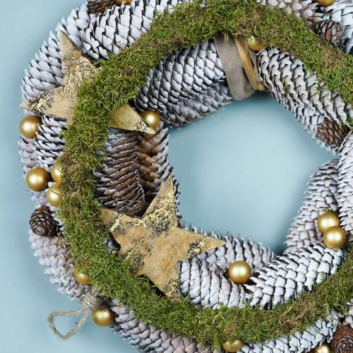 Floristik24 Fából készült csillagok csillogó betétekkel természetes mangófa felakasztásához 6,4–7,1 cm × 7–7,8 cm 3db