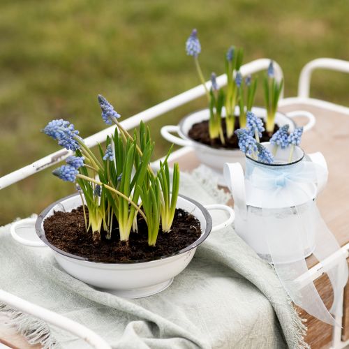 tételeket Dekoratív fémtál fehér fekete vintage színben Ø20,5cm 3db