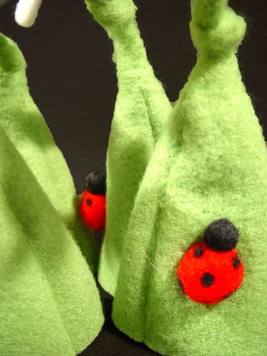 Floristik24 Tojásmelegítő filc virágok 16cm 4db