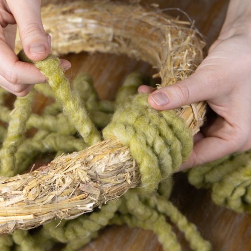 tételeket Pihe-puha Mirabell filczsinór, gyapjú, zöld, 25 m-es díszszalag virágkötészethez, dekorációhoz, kézműveskedéshez, barkácsoláshoz