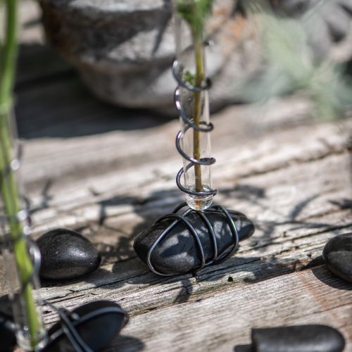 tételeket Matt fekete folyami kavicsok 2cm - 5cm 1kg