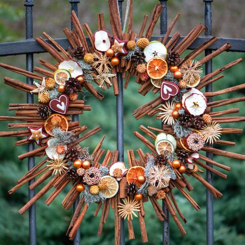 tételeket Hagyományos szalma karácsonyfadíszek ünnepi dekorációhoz